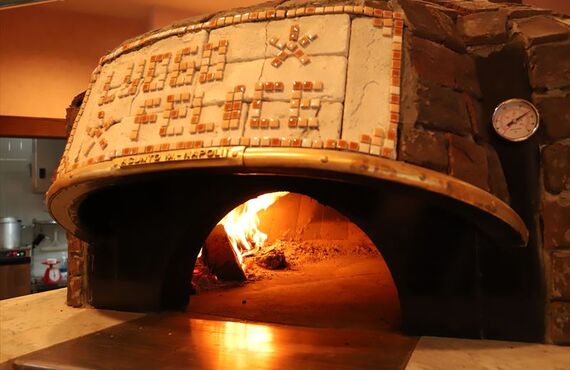 ナポリの窯が大船に！Luogofelice！